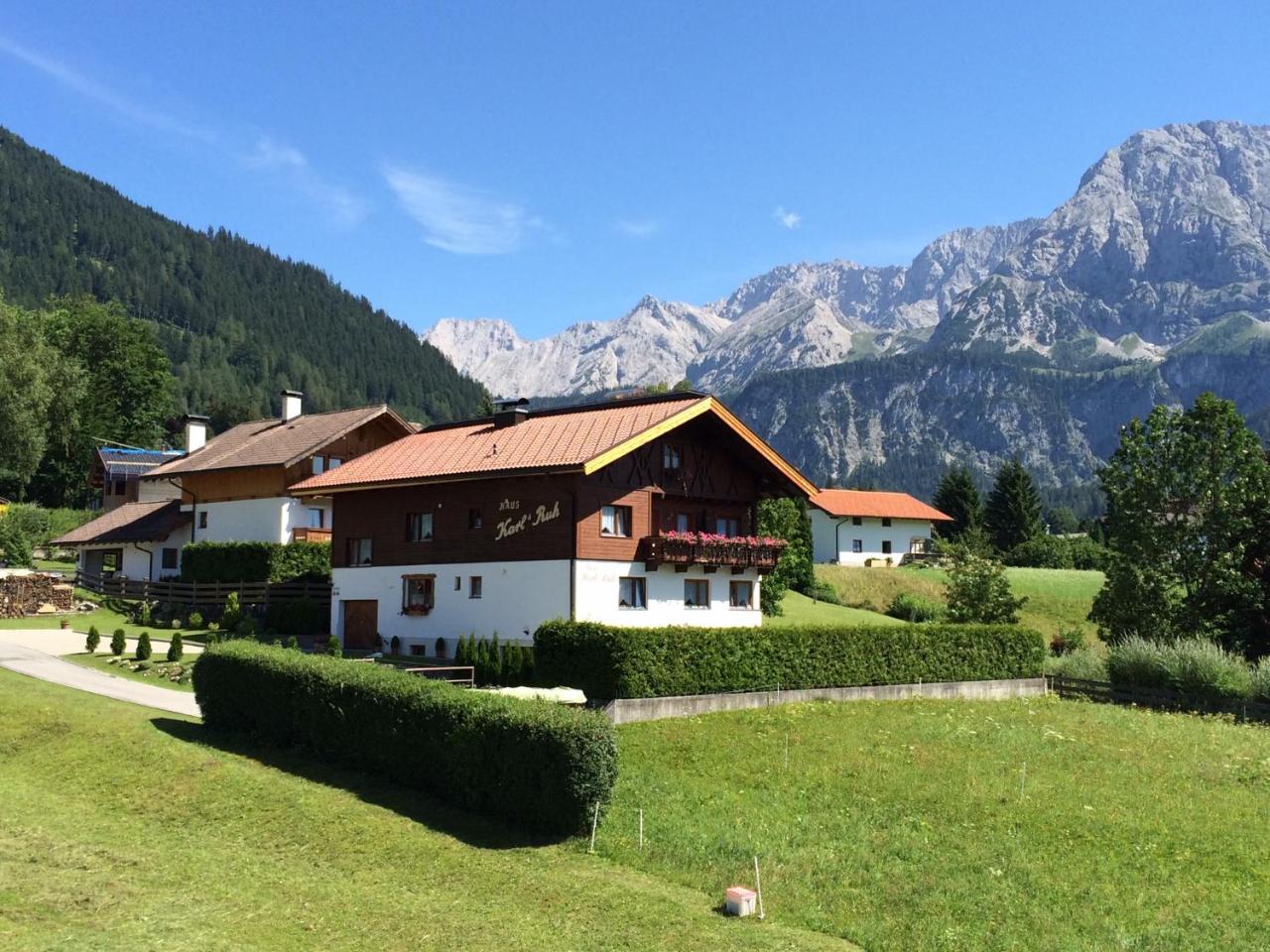 에르발트 Haus Karl'S Ruh B&B 외부 사진